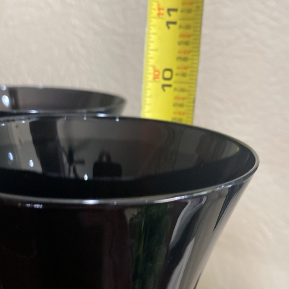 Set of 4, Discontinued, Black Diamond Blown Glass Goblets. - Picture 6 of 6